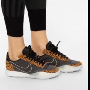 Nike waffle racer 2X size 7